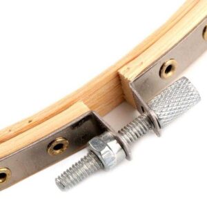 hímzőráma bambusz, fém összehúzó csavarral 12 cm